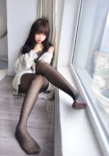摸进她的内裤里疯狂揉她.视频_蓝光高清电影在线