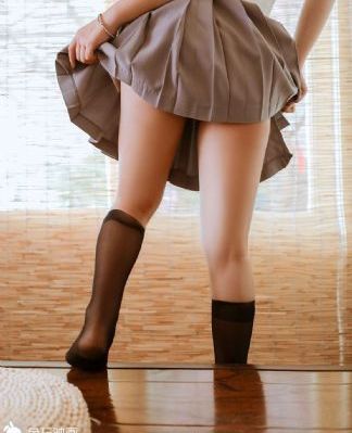 甜蜜蜜电视剧免费全集播放_JVID性感写真